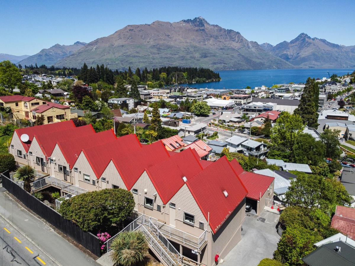 Turner Heights Townhouses Aparthotel Queenstown Bagian luar foto