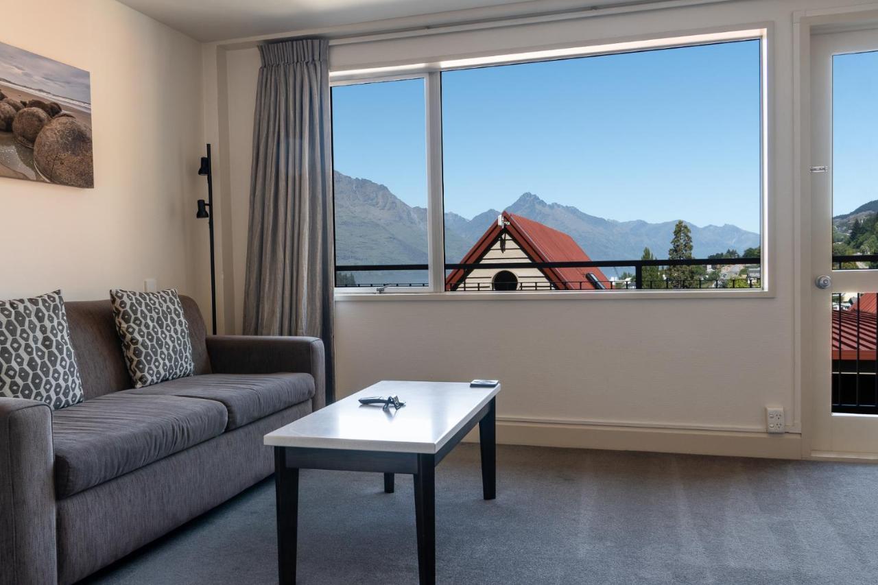 Turner Heights Townhouses Aparthotel Queenstown Bagian luar foto