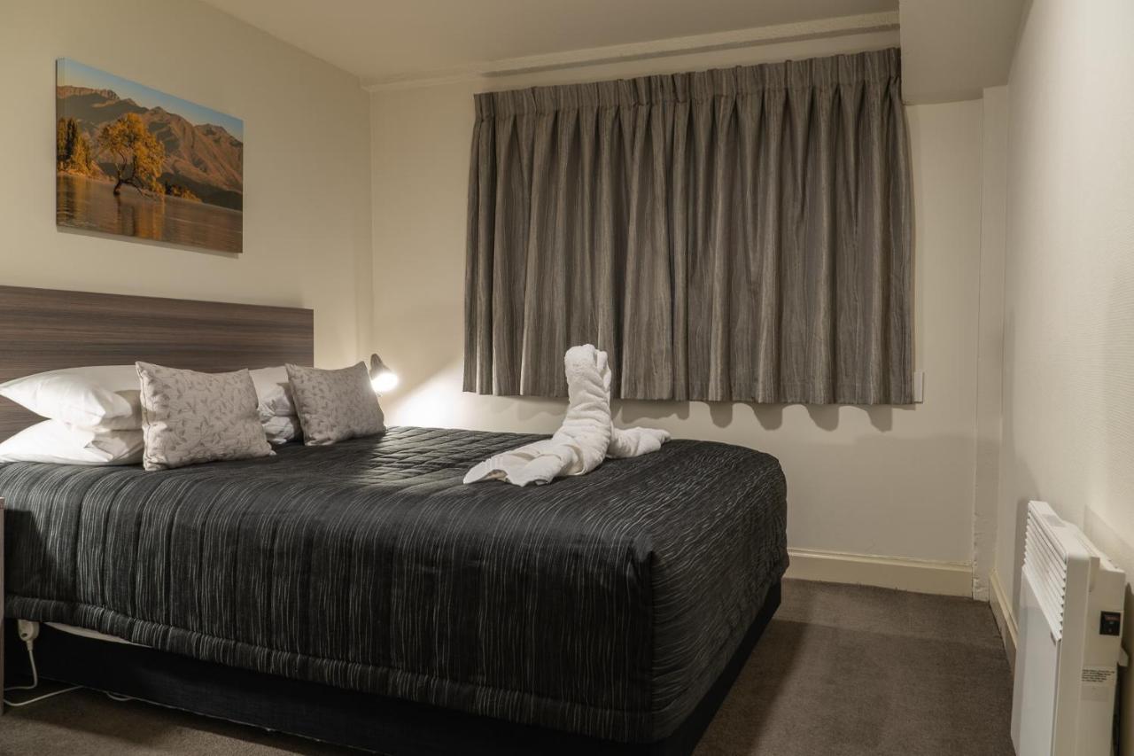 Turner Heights Townhouses Queenstown Bagian luar foto