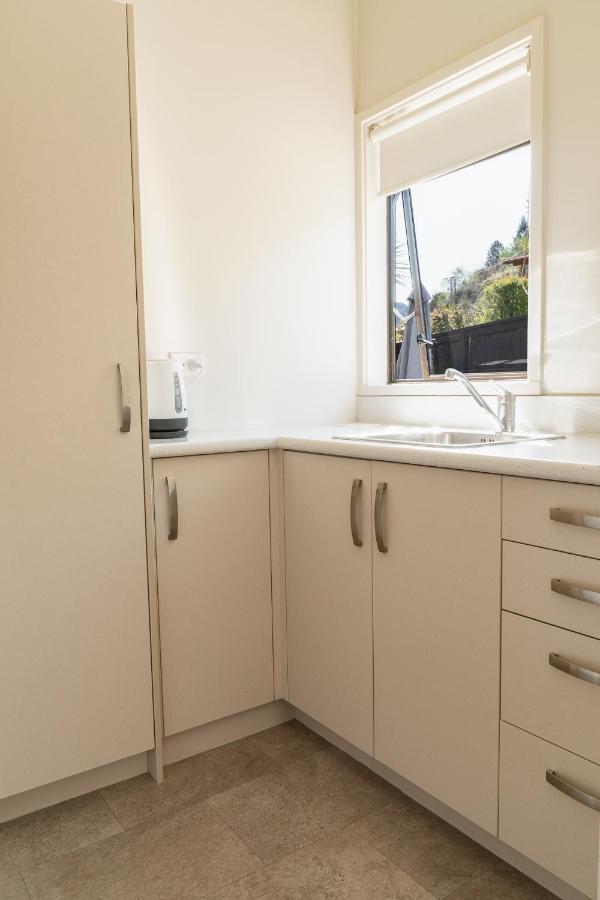 Turner Heights Townhouses Queenstown Bagian luar foto