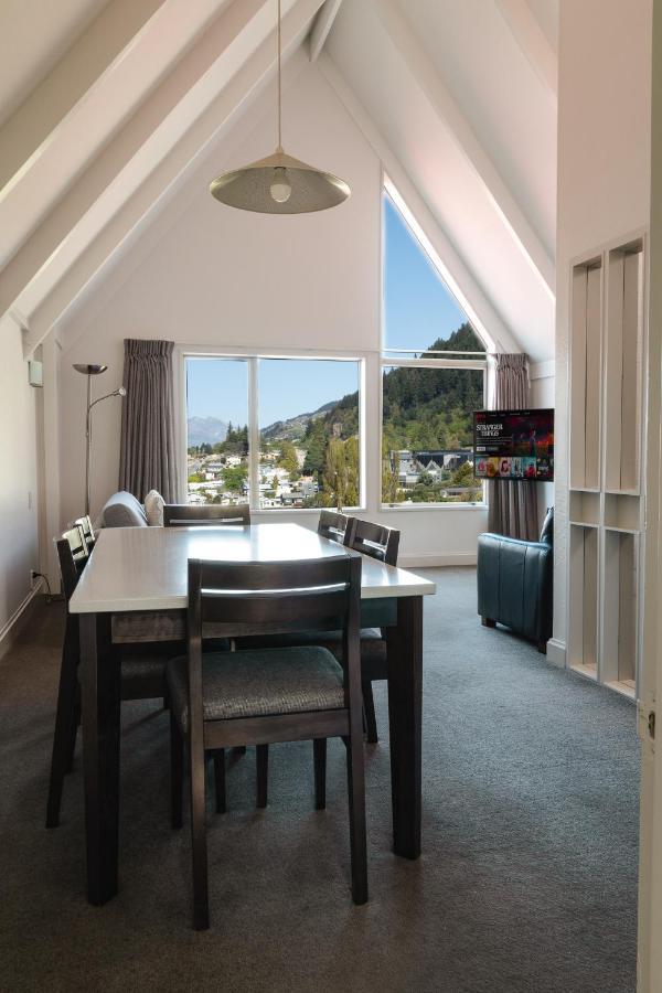 Turner Heights Townhouses Queenstown Bagian luar foto