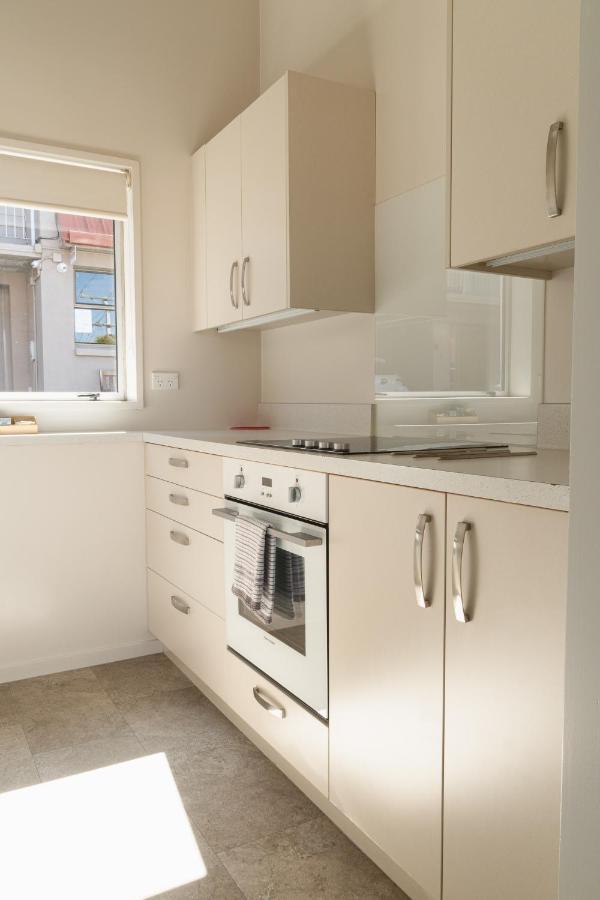 Turner Heights Townhouses Queenstown Bagian luar foto