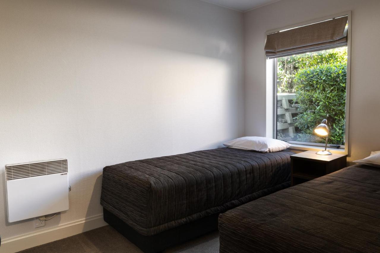 Turner Heights Townhouses Queenstown Bagian luar foto