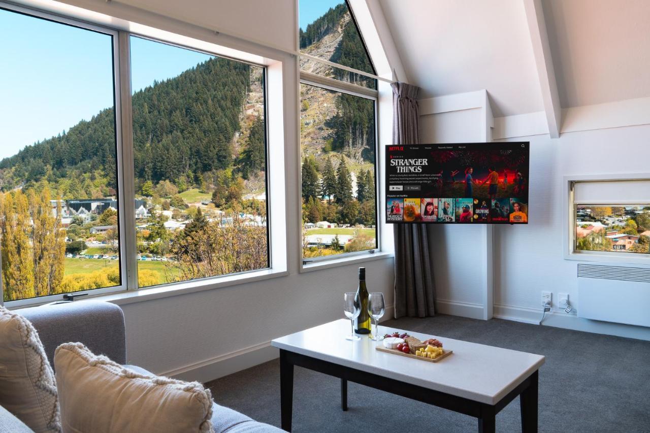 Turner Heights Townhouses Aparthotel Queenstown Bagian luar foto