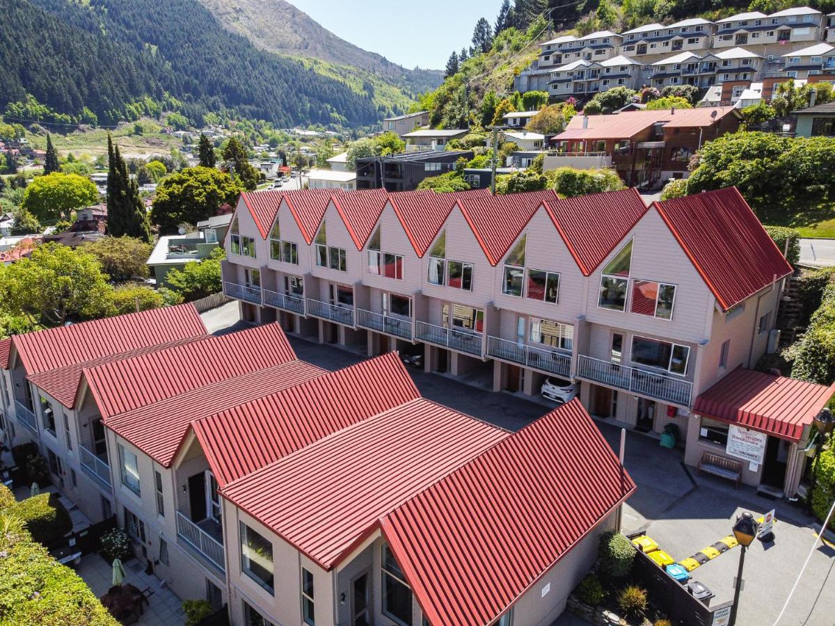 Turner Heights Townhouses Queenstown Bagian luar foto