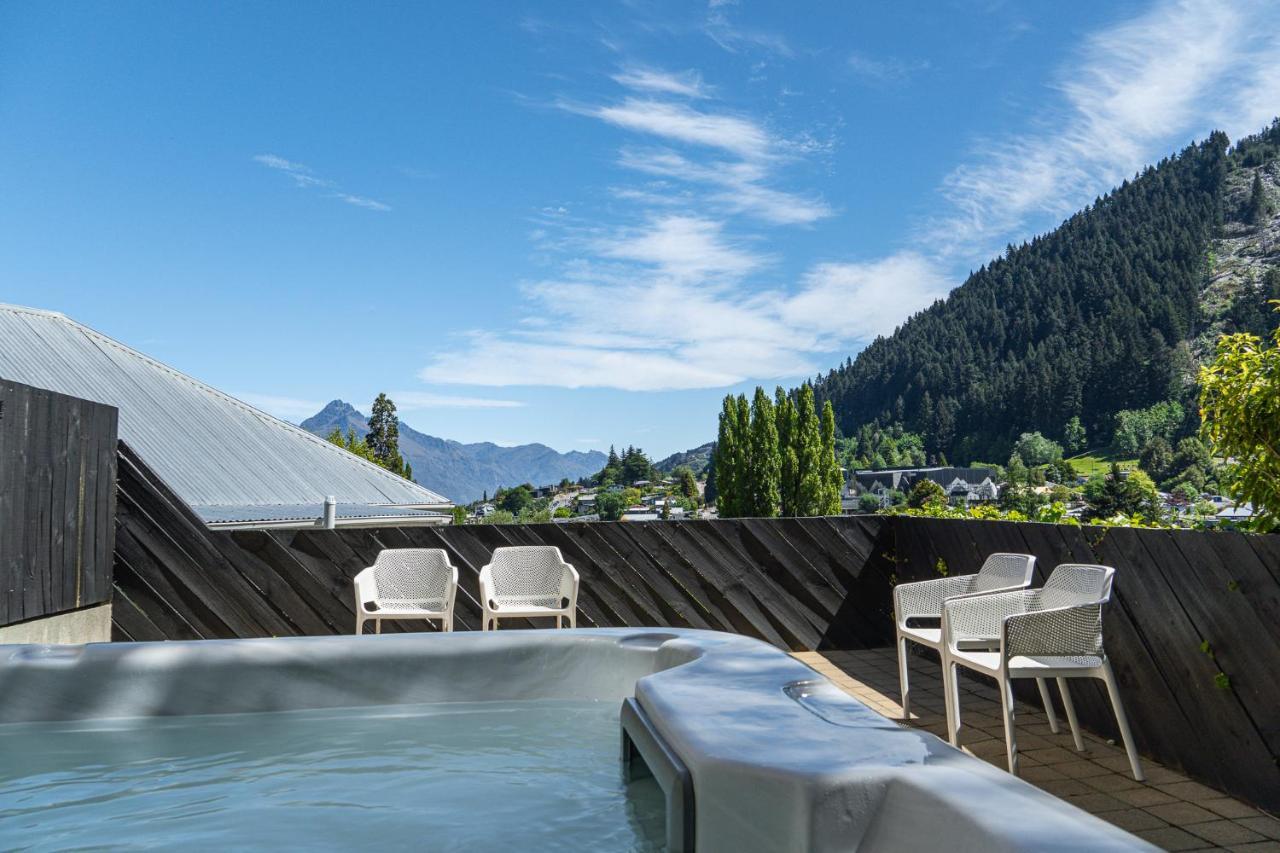 Turner Heights Townhouses Queenstown Bagian luar foto