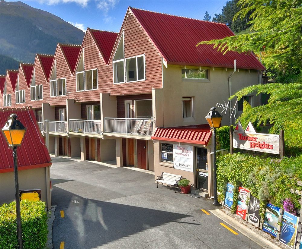 Turner Heights Townhouses Aparthotel Queenstown Bagian luar foto