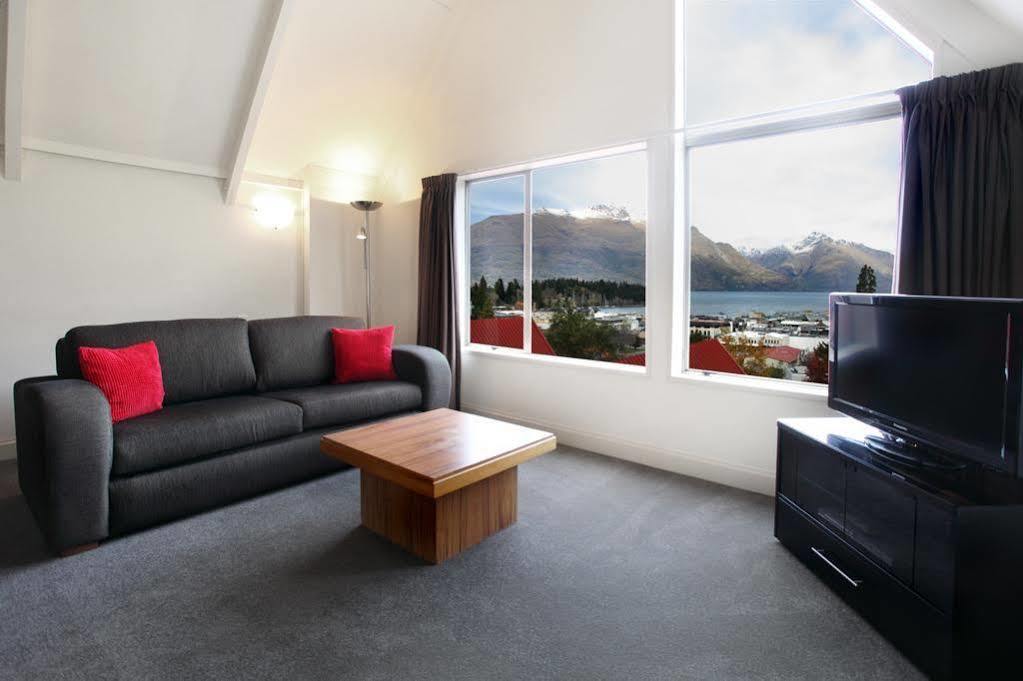 Turner Heights Townhouses Aparthotel Queenstown Bagian luar foto